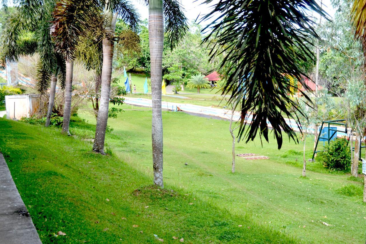 Caliraya Resort Club Lumban Kültér fotó